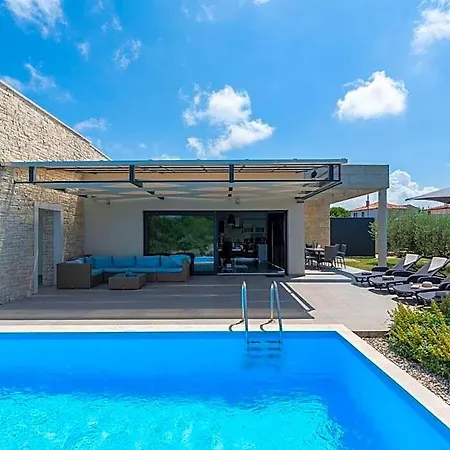 Leandra Comfortable Hotel Novigrad (Istria)