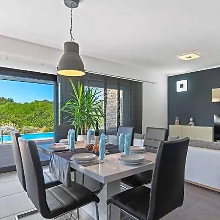 Leandra Comfortable Novigrad (Istria)