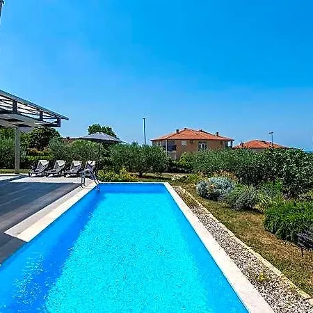 Hotel Leandra Comfortable Novigrad (Istria)